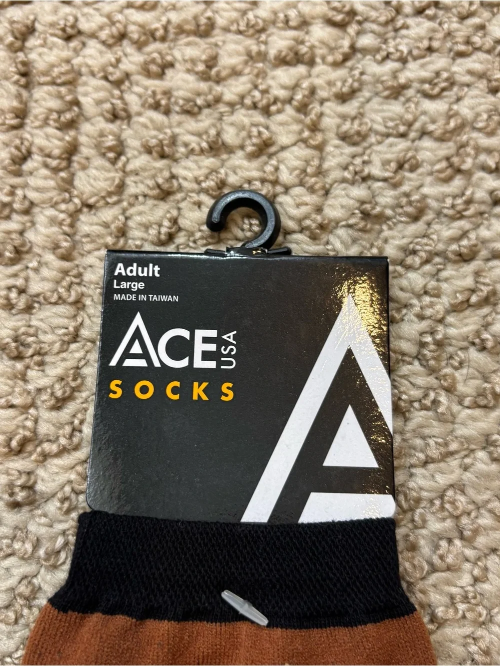 Brand new with Tags Ace Brand Grizzly Bear Graphic Socks Size Adult Large